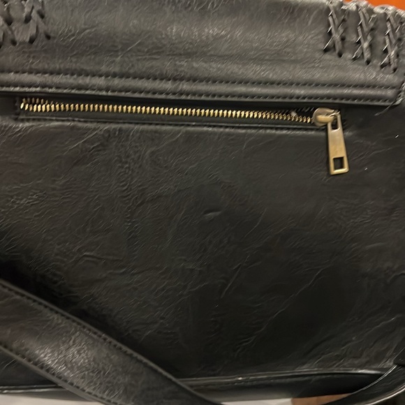 Antik Kraft Vegan Leather Black Studded Fringed Saddle Bag - Picture 5 of 5